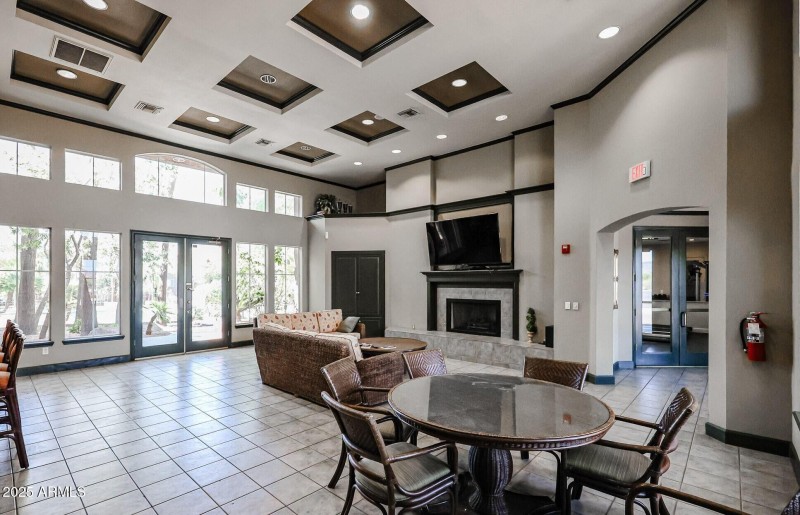 Club house 3