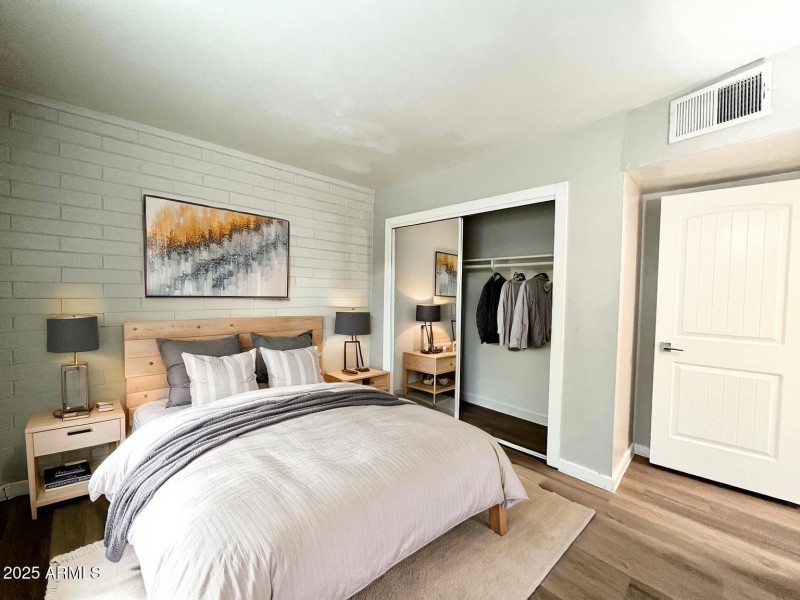 2 BEDROOM UNIT