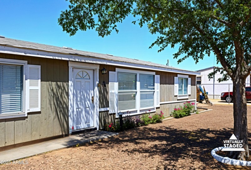 Virtually Enhanced Curb Appeal