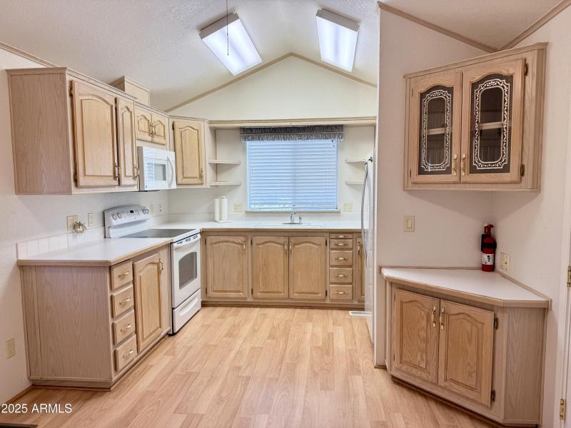 7750 E Broadway Rd #330