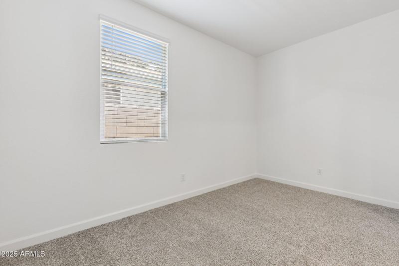 22-web-or-mls-17824-w-vogel-ave-lot-165-