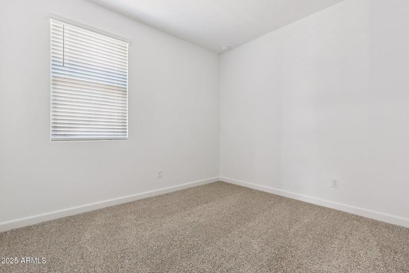 26-web-or-mls-17824-w-vogel-ave-lot-165-