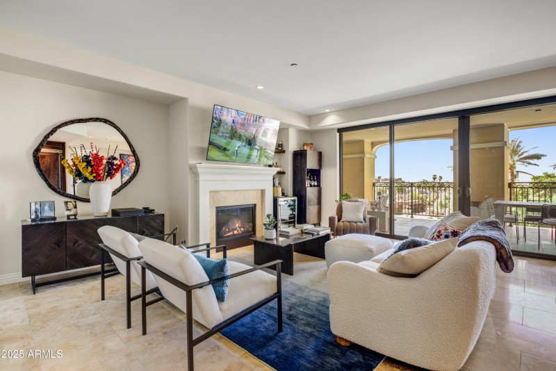 05-Living Room