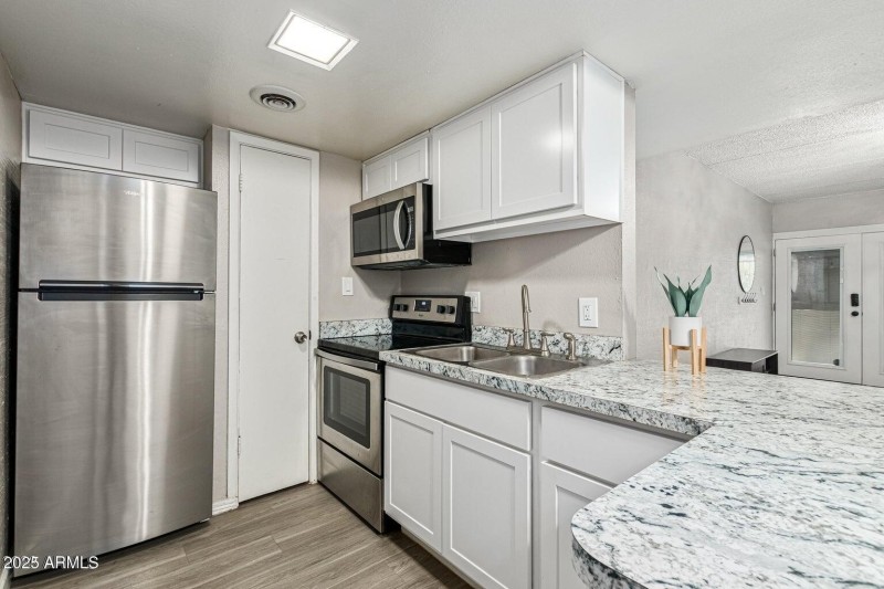 20230315233623320918000000-o