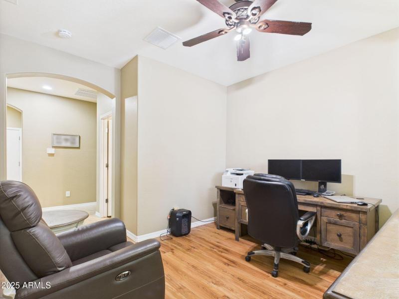 14-web-or-mls-CAM03379G0-PR0138-STILL014