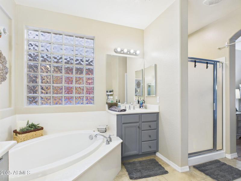 18-web-or-mls-CAM03379G0-PR0138-STILL018