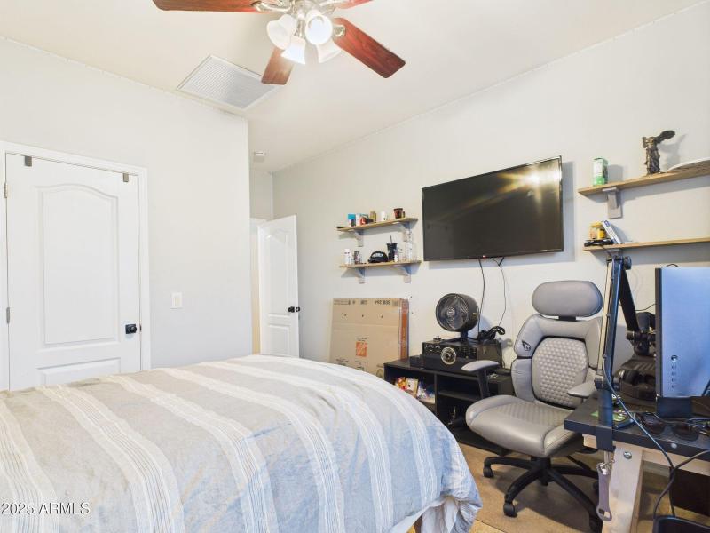 30-web-or-mls-CAM03379G0-PR0138-STILL030