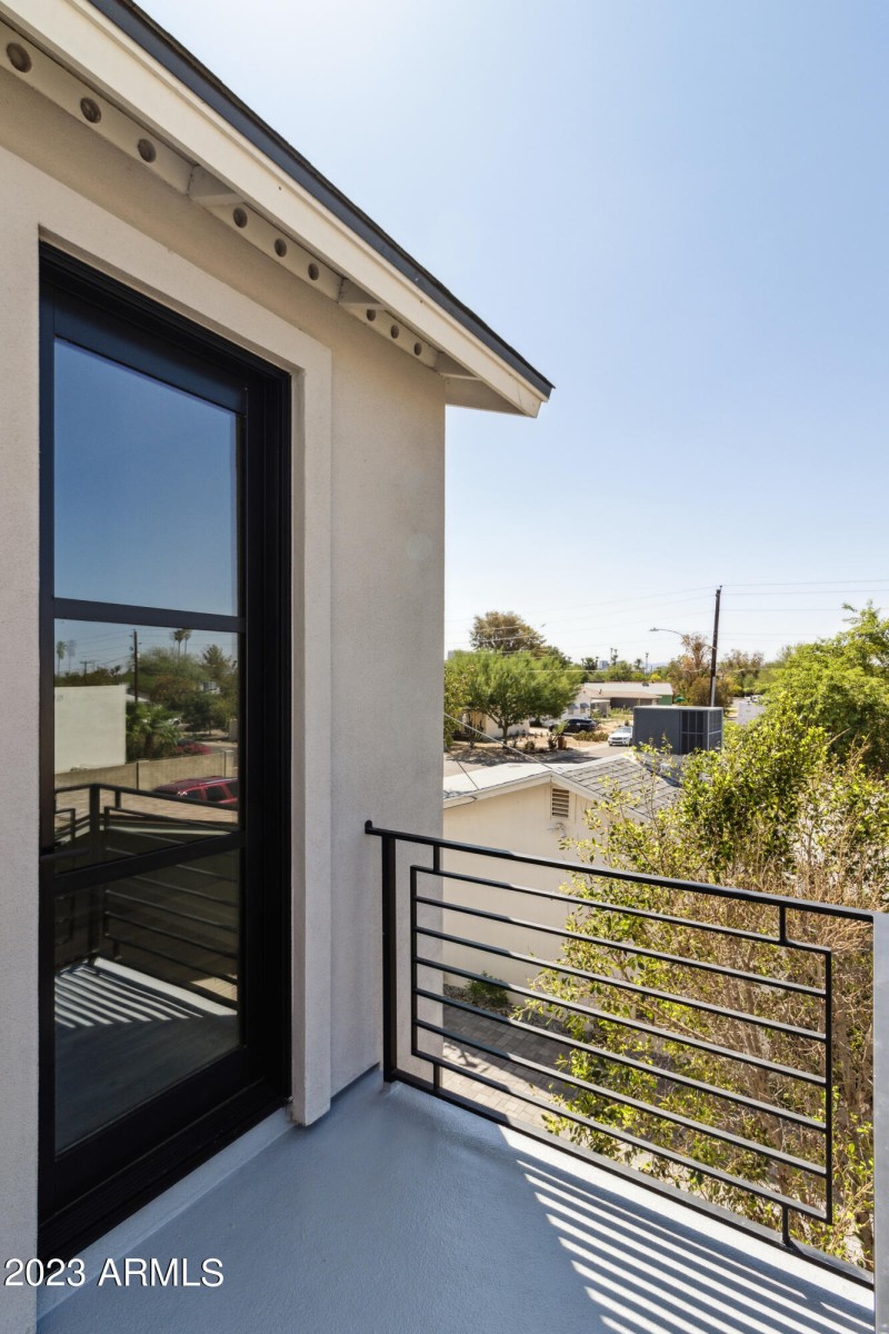 0019_Exterior