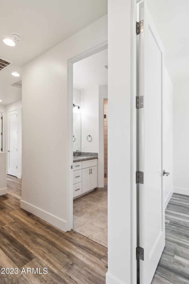 0063_Interior