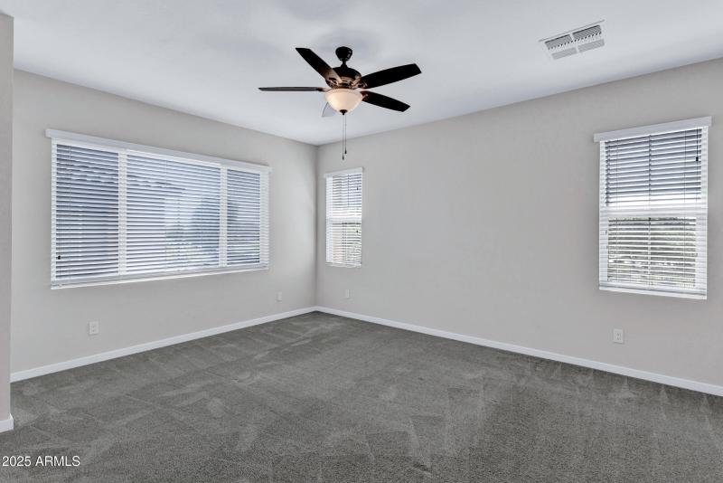 679 E Furness Dr Unit 101-23