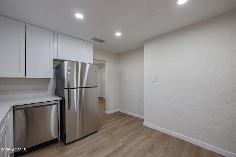 2224 N 24th Pic 16