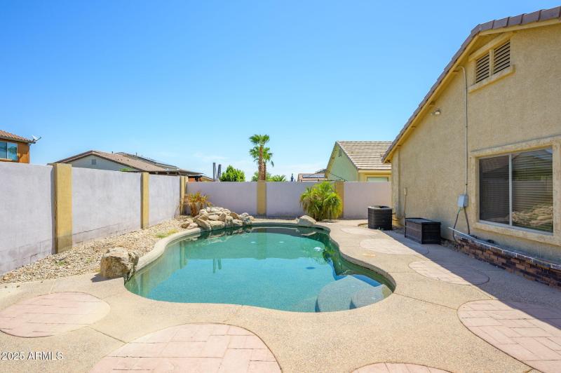 Rolled Bond Beam Edge