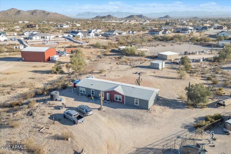 04-28383 N Mildred Ln