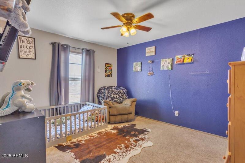 21-28383 N Mildred Ln