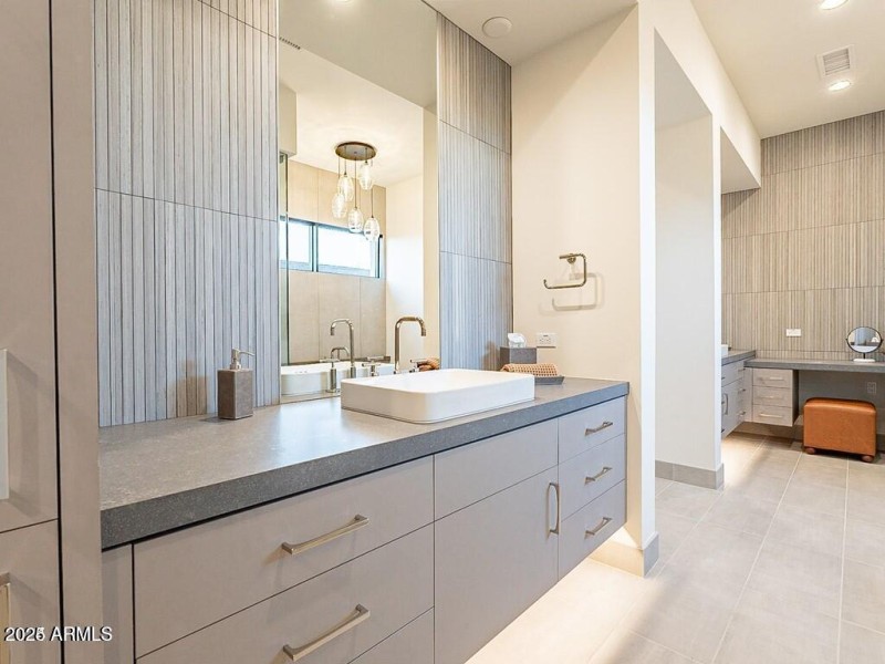 Master bath