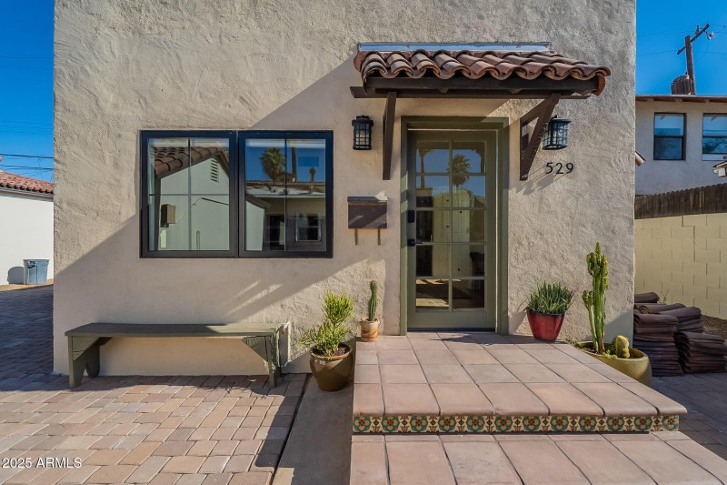 529 Entrance