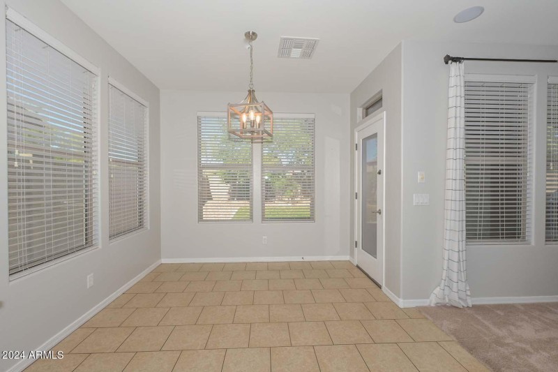 Breakfast Room