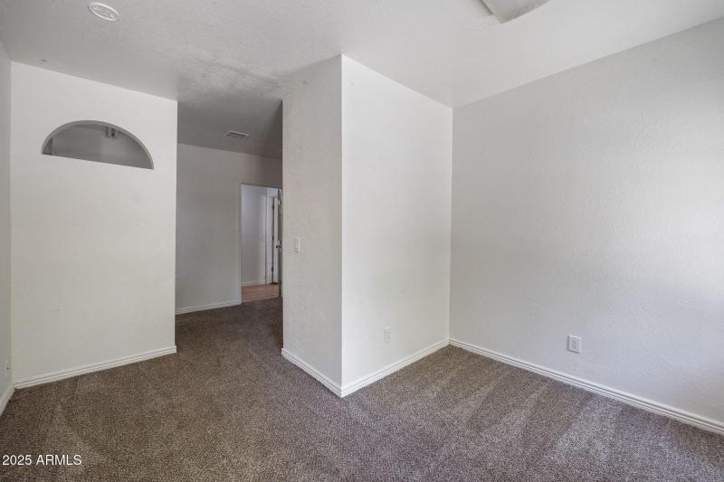 5460KnottinghamLn-WagonWheel-AZ-20