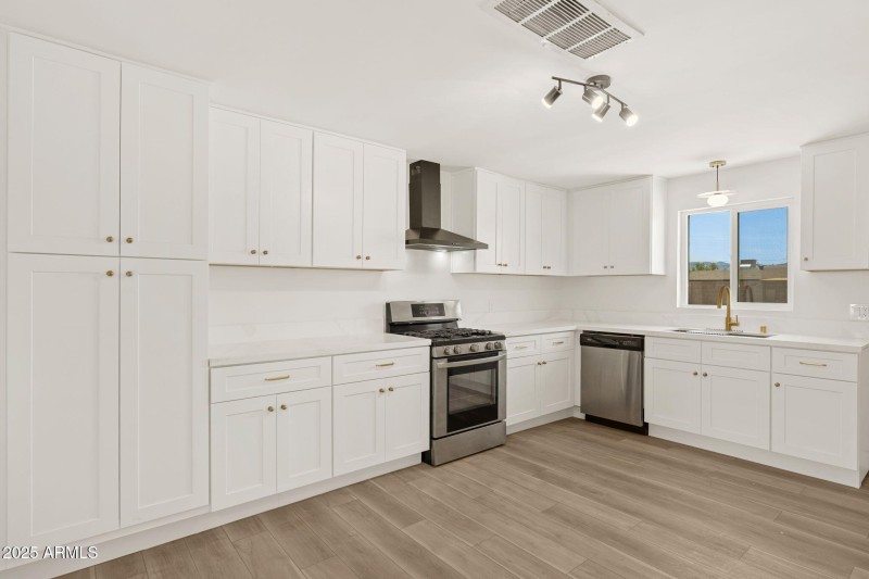 3731 W Wier Ave - 13