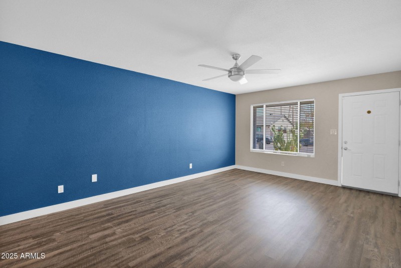 15-web-or-mls-P1268709