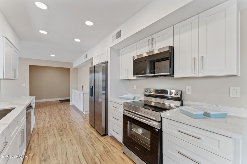 12-8463 E. Natal Cir., Mesa, AZ 85209-oc