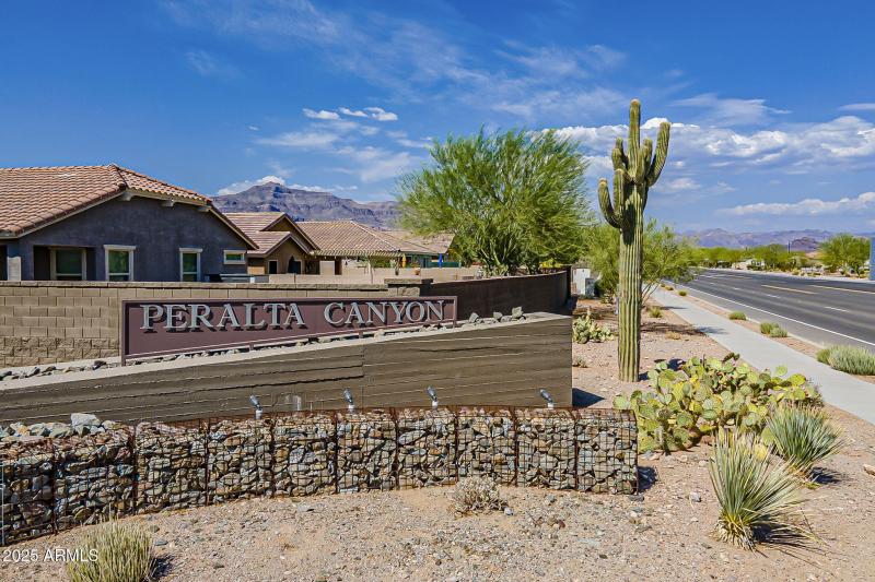 Welcome to Peralta Canyon!