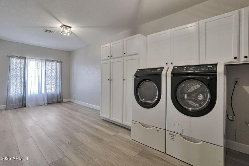 Office/Den with Laundry