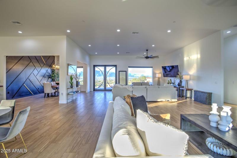 19 Main Living areas overview