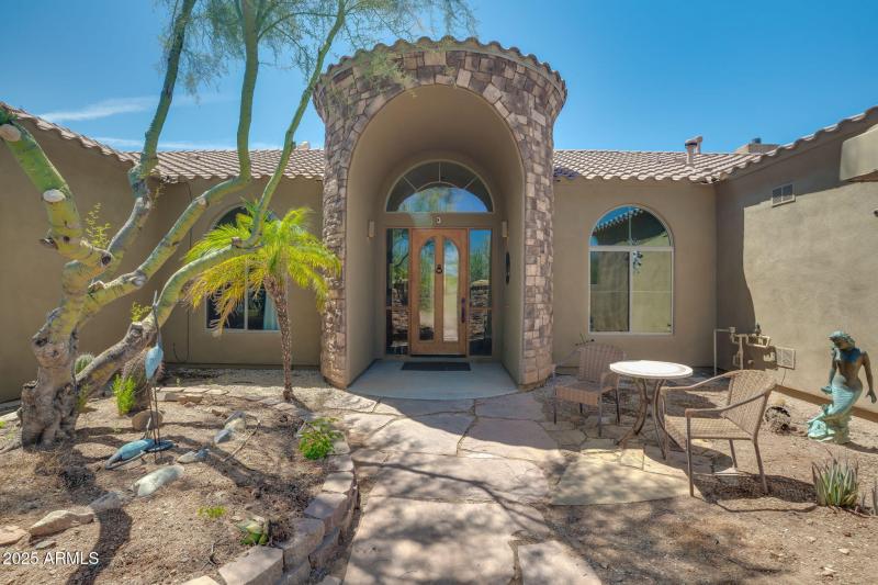 6611 Meditation area