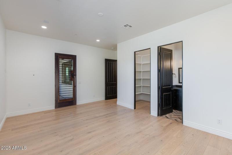 Theater/ 2nd Bedroom