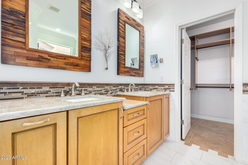 14PrimaryBath