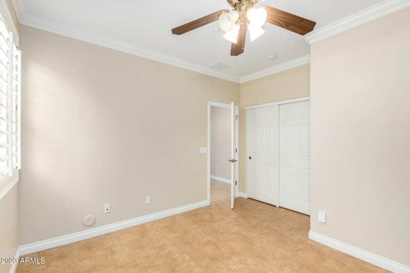 19SecondaryBedroom