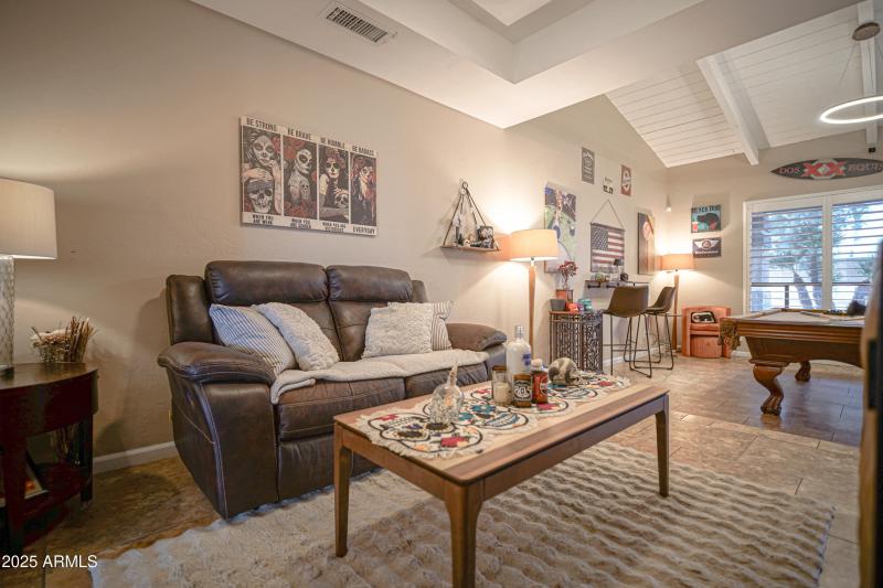 702 E Coral Gables Dr X-16