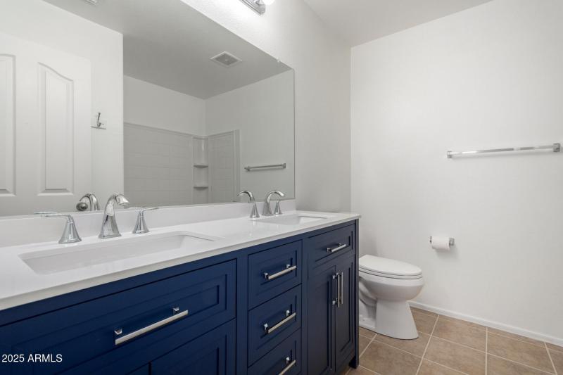2nd Bathroom
