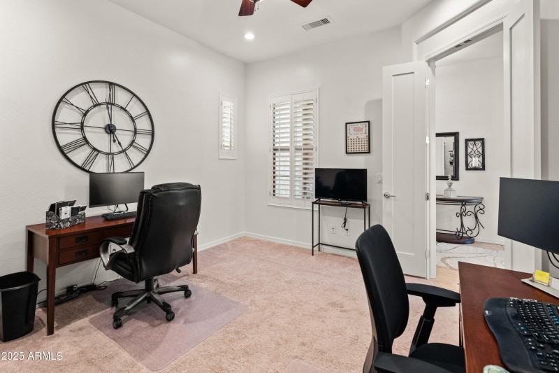 20250 N 262nd Dr-8