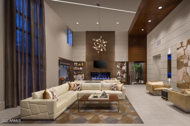 20170816210807869075000000-o