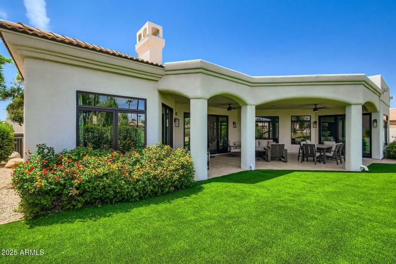 031 - 54 Exterior Rear