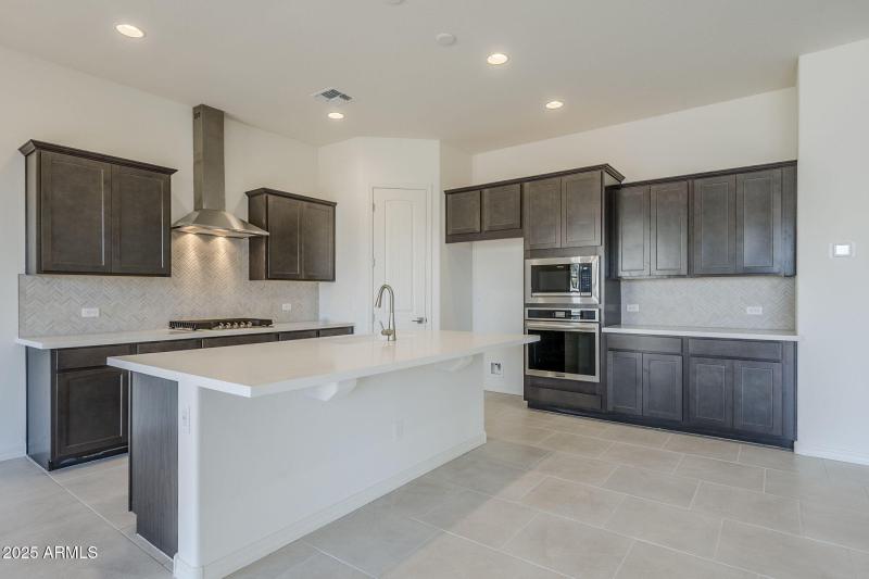 14-web-or-mls-165th-14