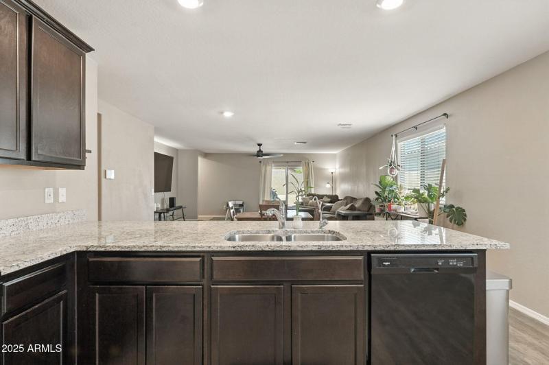 12-web-or-mls-Aster-12