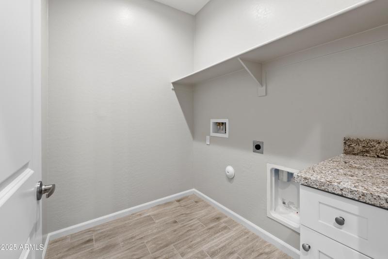 1600 sq ft Interim model