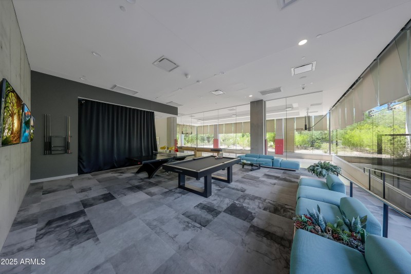 Pool table/pingpong/shuffle board