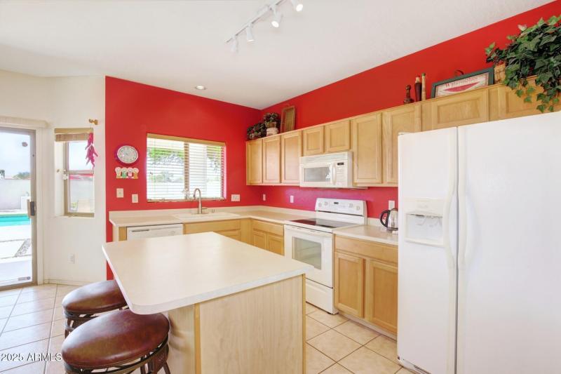 thumbnail_Lisbon Drive (26)