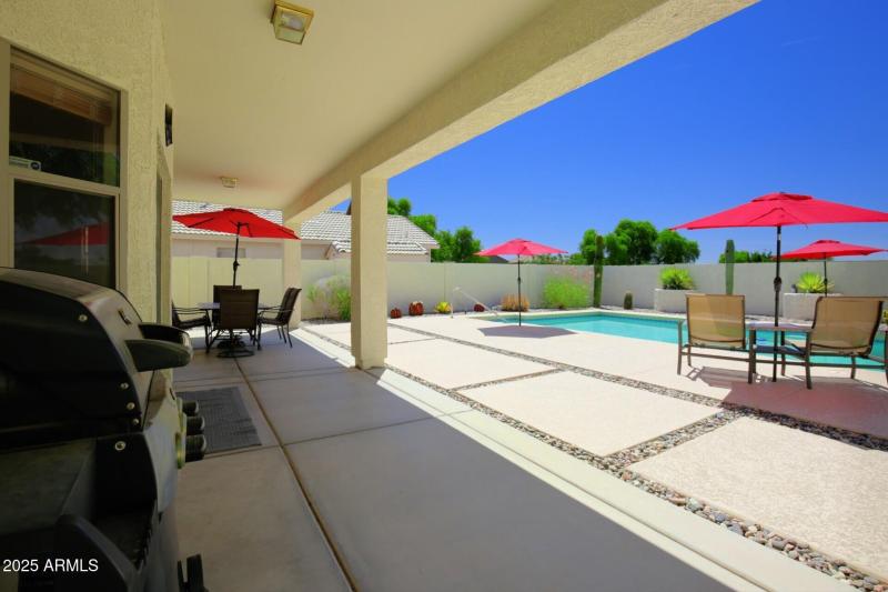 thumbnail_Lisbon Drive (54)