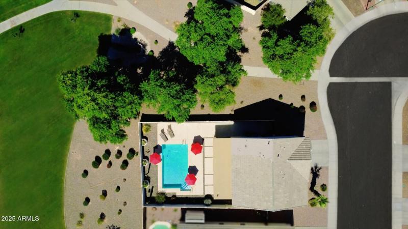 thumbnail_Lisbon Drive (56)