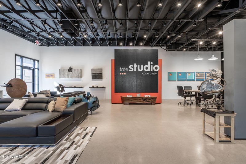 003_Open Studio Space