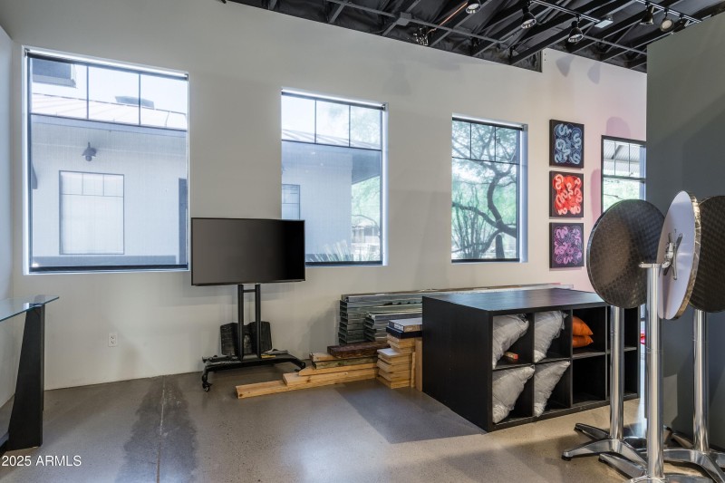 015_Additional Studio Space