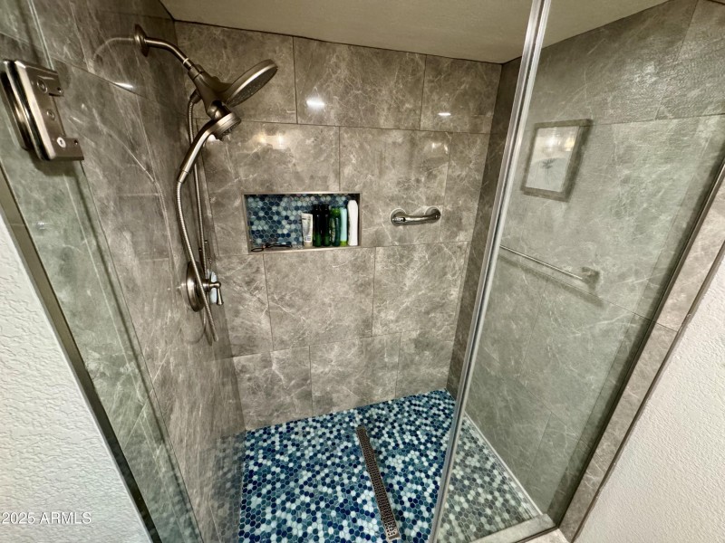 top Beautifully tiled shower