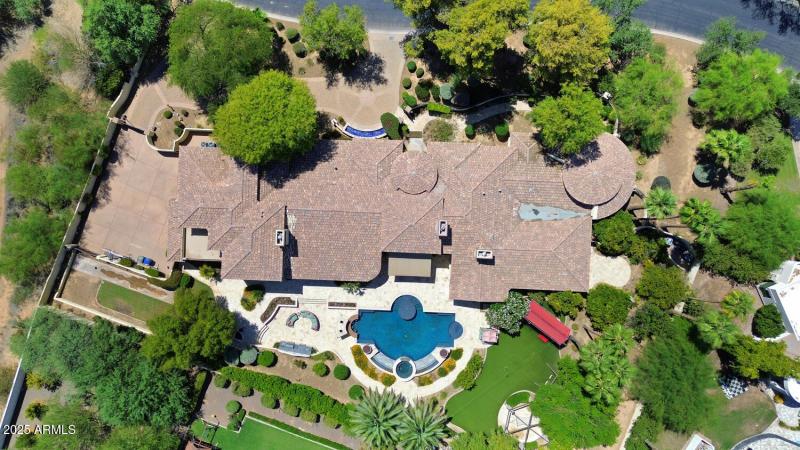 6730 E Sunnyvale Rd-large-007-002-6730 E