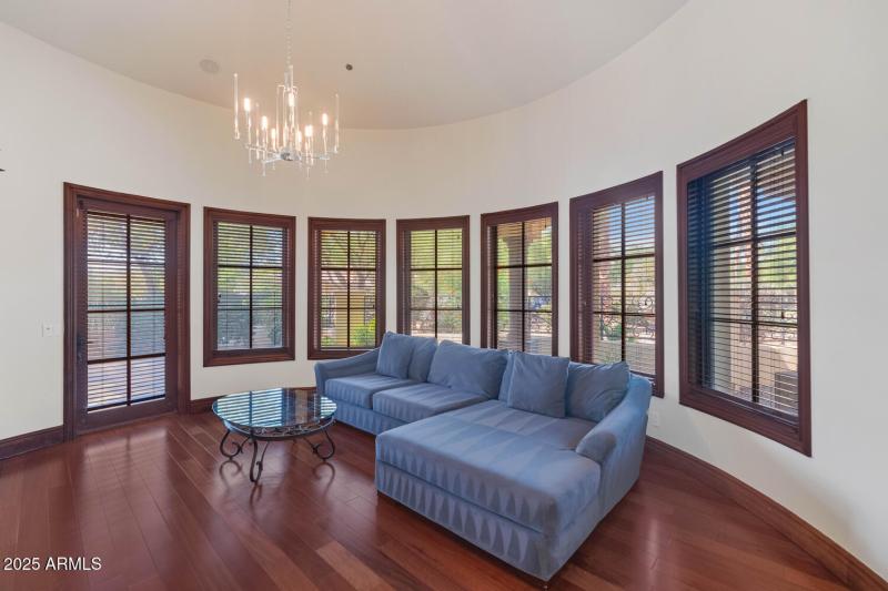 6730 E Sunnyvale Rd-large-039-039-6730 E