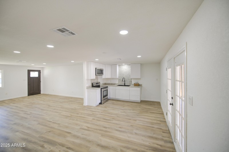 Kitchen 5